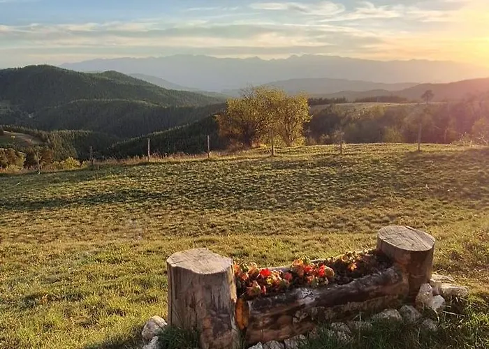 אכסניה орцево Ortsevo